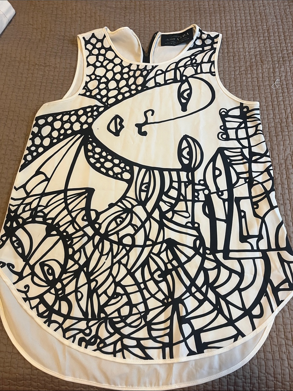 Vida Black & White Abstract Faces Graphic Sleeveless Top